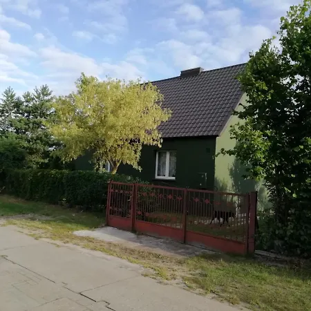 Domek Blisko Lasu I Jezior Nyaraló *