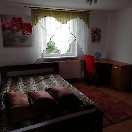 Domek Blisko Lasu I Jezior Nyaraló *